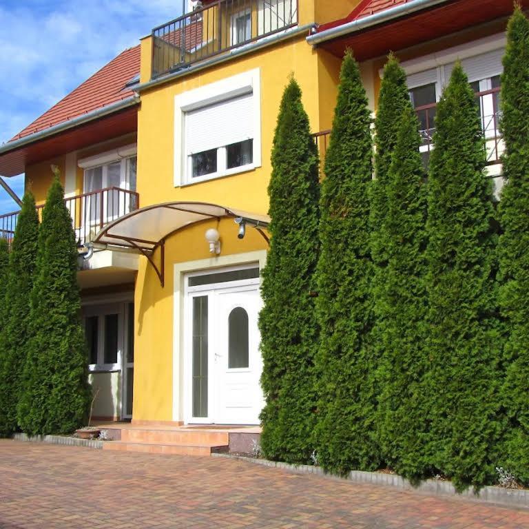 Haus Ferencz Boetoes Villa Heviz Bagian luar foto